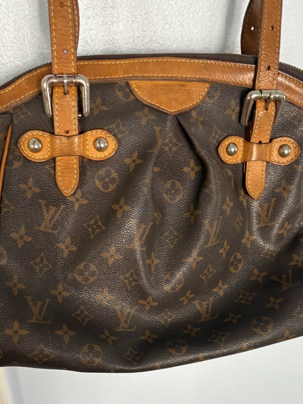 Louis Vuitton Monogram Canvas Shoulder Bag in Brown and Tan Tivoli GM Genuine
